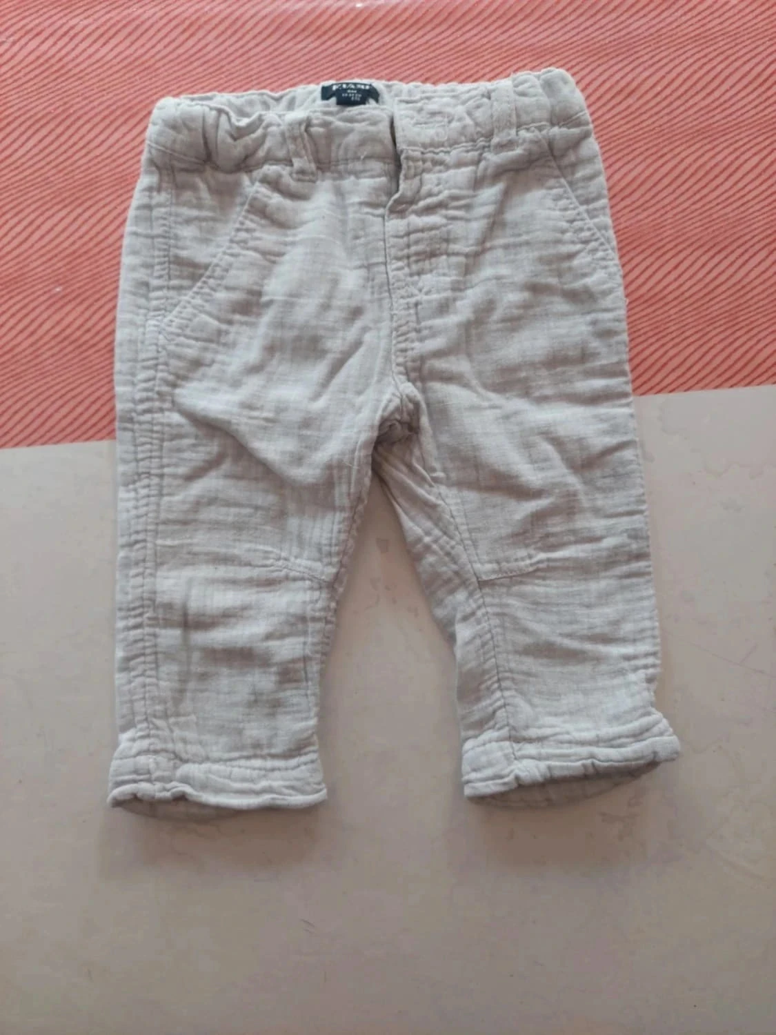 6-month kiabi pants – photo 3